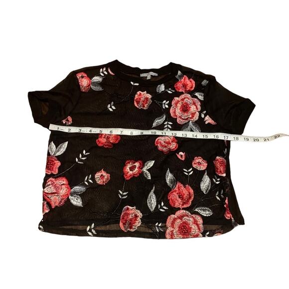 Charlotte Russe Top Sheer Mesh Embroidered Floral Short Sleeve Black Size Medium - Picture 5 of 7